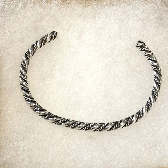 VINTAGE Sterling Silver Twisted Cuff Bangle Bracelet - Picture 9 of 10